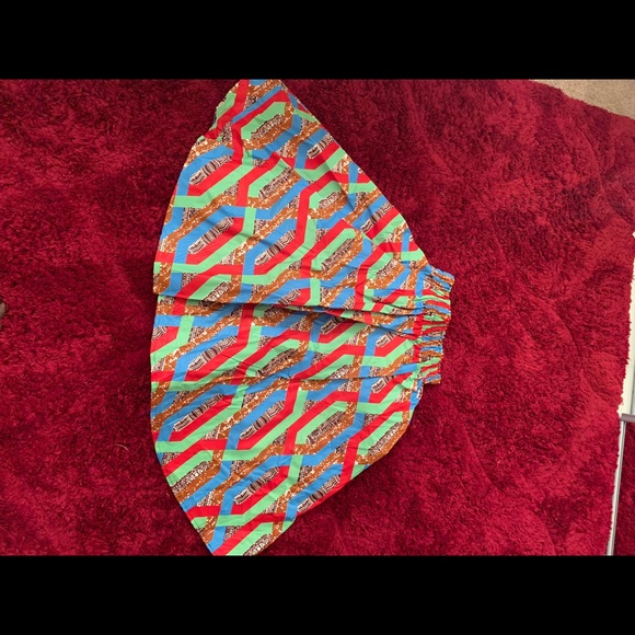 African skirt - Picture 3 of 3